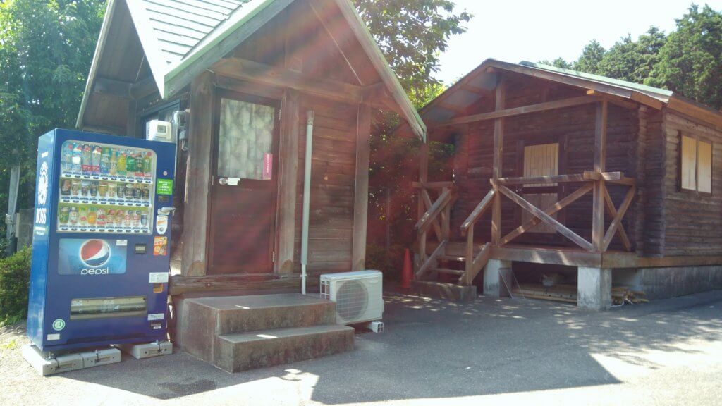 福岡　宇美町　昭和の森　一本松　キャンプ場　バンガロー　キャンプブログ　